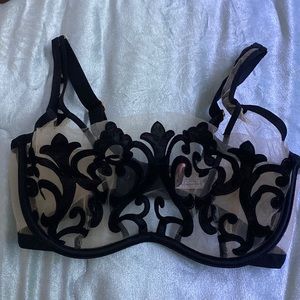 Super sexy with a black detail.